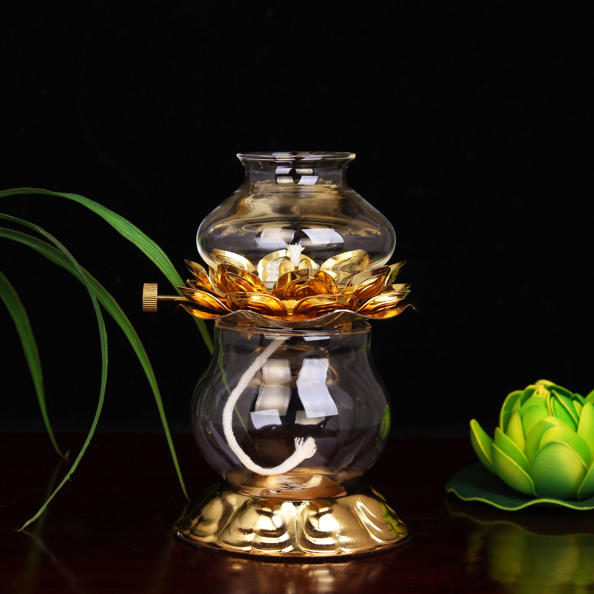 Golden Oil Lamp For Buddhist W - Candle Zero recension och pris